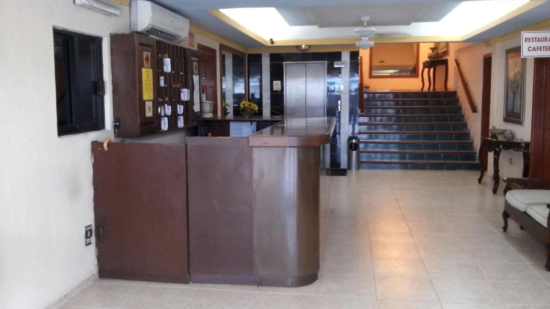 Avenida Cancun Hotel